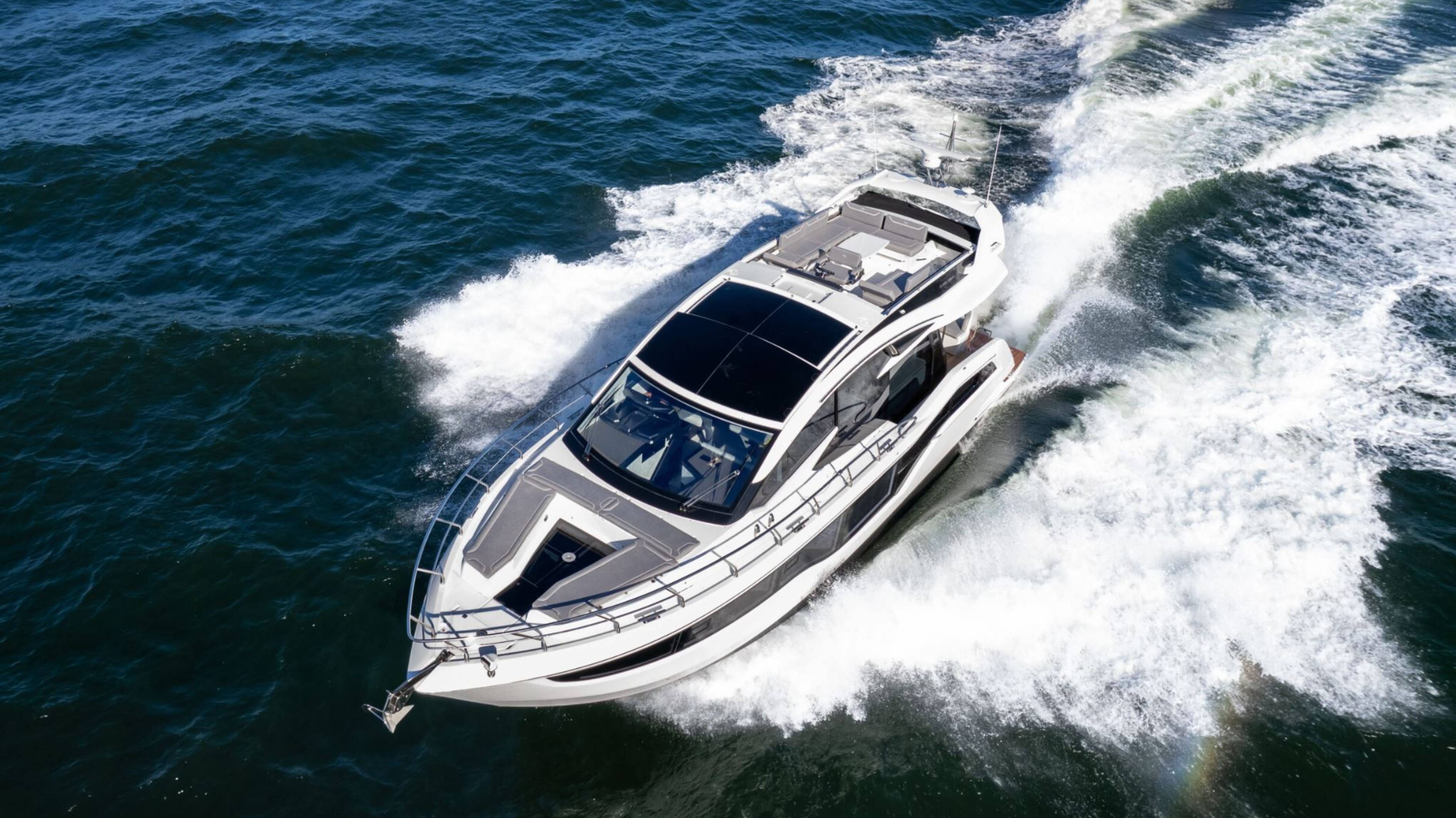 Galeon 510 Skydeck