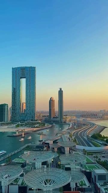 Колесо обозрения Ain Dubai на острове Bluewaters в Дубае вновь работает!