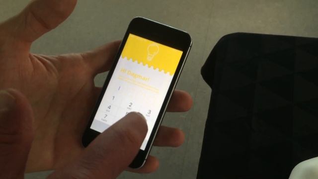 Demo of interaction between IoT piggy bank and app