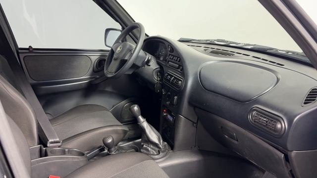 2300J0665957