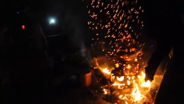 Огненная скульптура Макошь