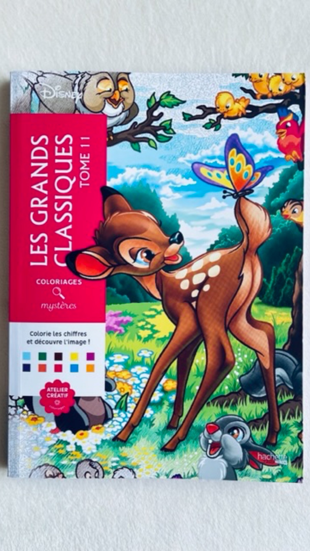 Раскраска Hachette с Бэмби на обложке  (Том 11) Великая классика Disney ( Grand classiques Disney)