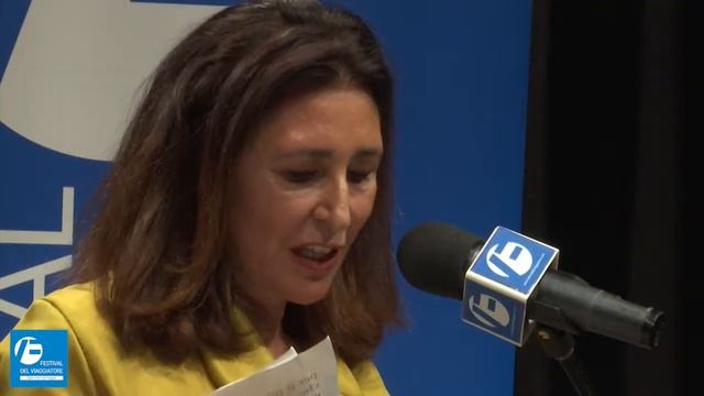 ANTONELLA ATTILI legge Mariangela Gulatieri #asolo