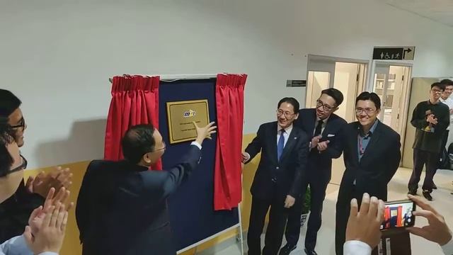 Officiating MDT Innovations IoT Laboratory at UTAR Sungai Long Campus.