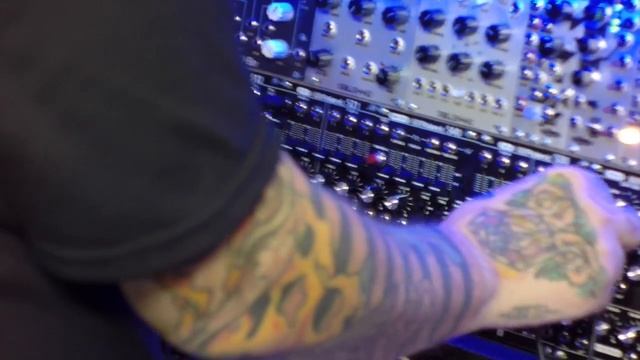 Musikmesse 2015 Roland Aira series-500 Analog Eurorack Audio Demo