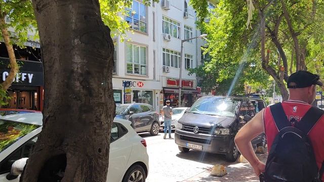 В Стамбуле не ступают место женщинам и детям. Нашли тайный пляж в черте г.Стамбула