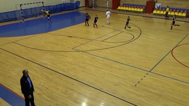 МФК "Тюмень-2003" - МФК "Тюмень-2004"