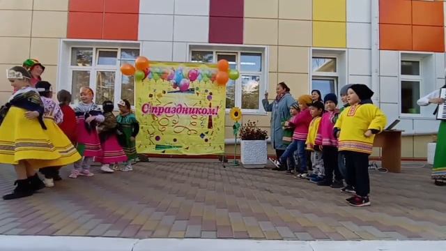 Батл "Стенка на стенку"