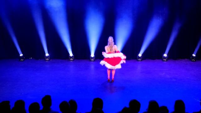 Alabaster Baby performs To My Baby on Christmas Eve - Headliners Masterclass Solo Debut