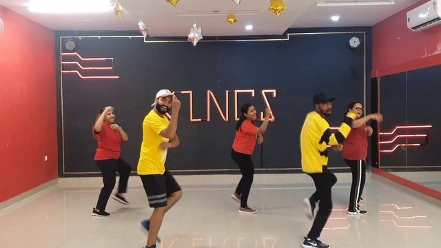 MERE NASEEB MEIN TU HAI KI NAHI | ZUMBA | KINGS DANCE STUDIO