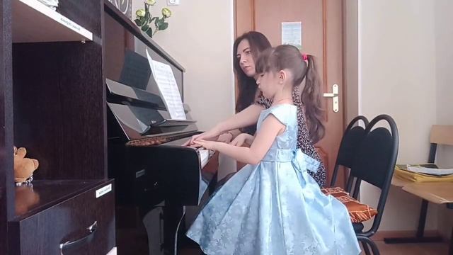 Лоскутова Виктория, 7 лет - А. Рубинштейн "Мелодия"