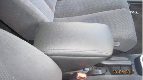 Подлокотник Nissan Tiida Ниссан Тиида