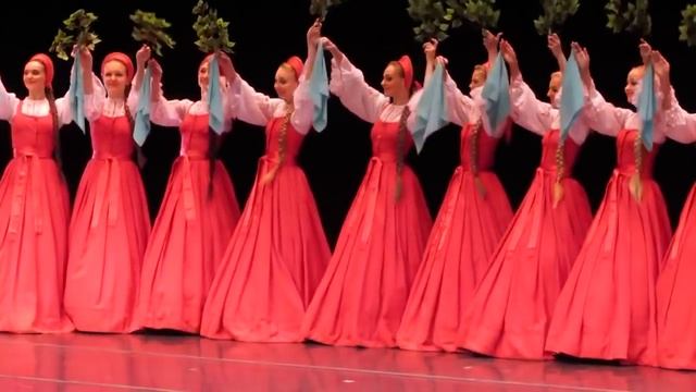 АНСАМБЛЬ "БЕРЁЗКА"