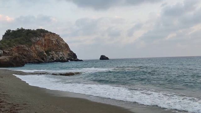 Купание на закате в Средиземном море. Старая дорога/Swimming at sunset in the Mediterranean old roa