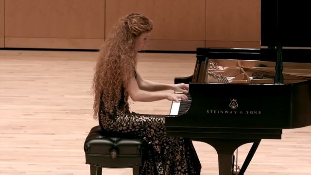 Asiya Korepanova plays Rachmaninoff Sonata No.1 (mov. 1)