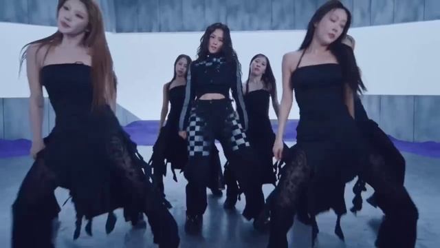 Jisoo _Earthquake_ Dance Performance Video