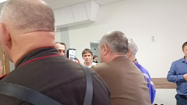 Перед концертом, в Арзамассе на фестивале "Играй и пой, Арзамасская гармонь" 8.02.2025.