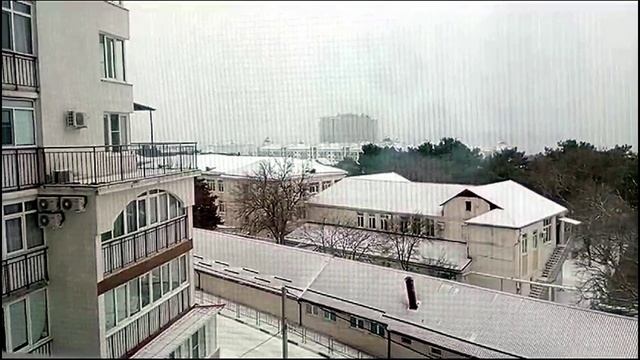 Снежный вихрь прошелся по Геленджику 24.02.2025