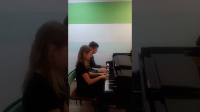 А.Хачатурян - "Помідор" з балету "Чіполіно"