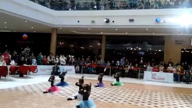 Танец детей