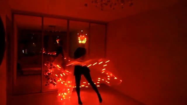 Светодиодные крылья "Звезда" и светодиодная маска. На заказ.  Led bellydance wings