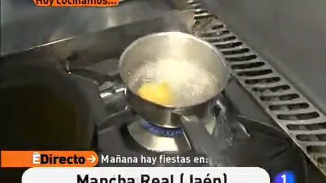Receta de Huevos rotos con salsa de trufa   ED