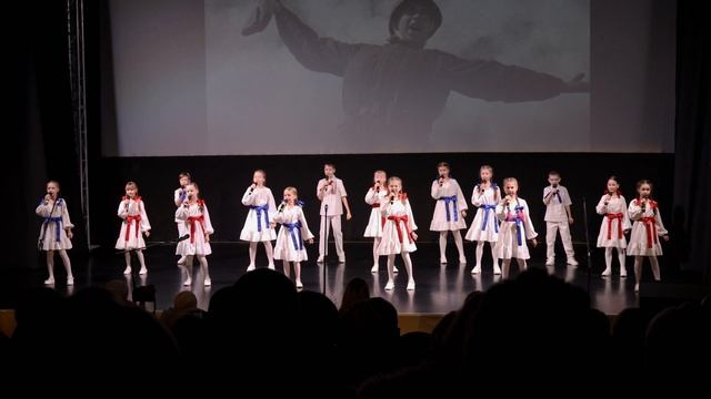 "Солдатом стану я" ОВА  "Подснежник" подготовишки концерт в КТ  "Россия" к 23 февраля 2025 год