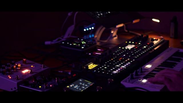 State Azure Subphase - Ambient Performance (Digitone, Octatrack, Bitwig)