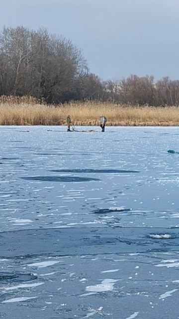 Зимняя рыбалка на льду... Щука, окунь, карась, мормышка, блесна, балда своими руками !!!