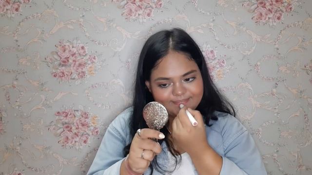 Mamaearth Hydra Matte Crayon lipstick Review #mamaearth #crayons #lipstick #PariWorld