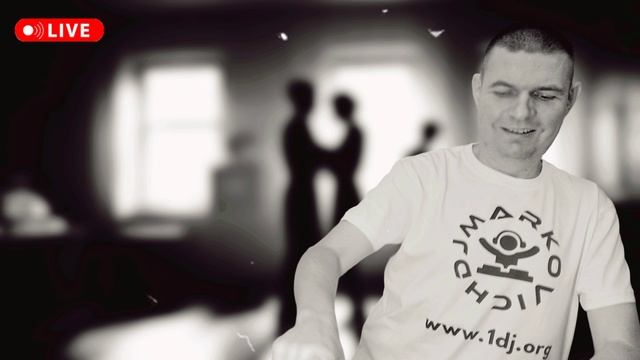 Хип-хоп радио: музыка, которая задает ритм жизни
