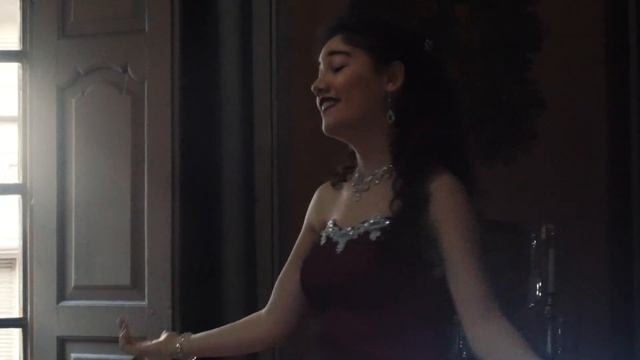 Cecilia de Vargas interpreta "Air des bijoux"  de C. Gounod