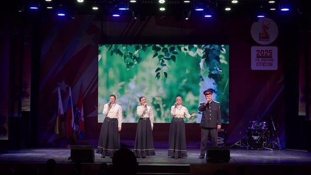 Стоят берëзоньки - вокальный ансамбль ЛАД (живой звук)