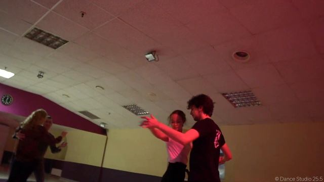 Salsa NY style. Robert & Svetlana Karelina || Dance Studio 25.5