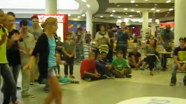 City Scream 2013. Locking.1 круг Настя Гончарова vs Ангелина