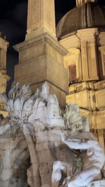 PIAZZA NAVONA | ROME #Roma #PiazzaNavona #Bernini #Roman #SneakPeekWithCorey #Italy #Shorts