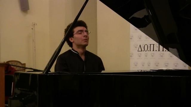 Alban Berg - Piano Sonata, Op.1 - Tolga Atalay ÜN (Piano)