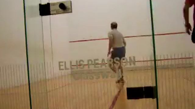 SQUASH Javi Caballero us Kike Moreno 26:05:2011 Juego 2.mp4