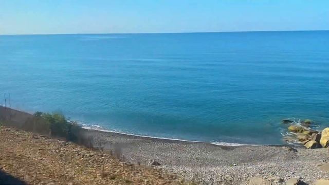 На поезде в Сочи. Вид моря из окна вагона. Большой Сочи. Чёрное море 🌊