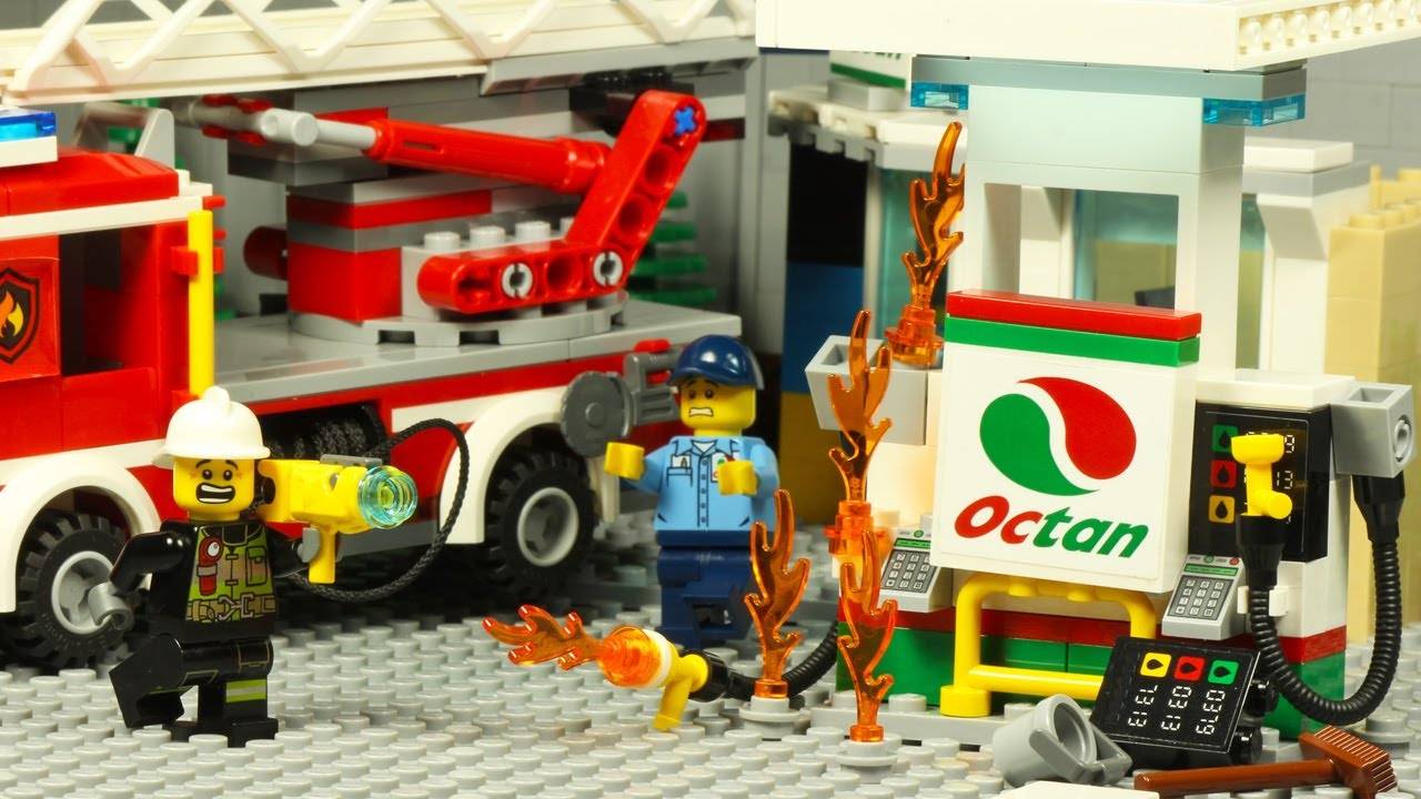 LEGO City Gas Station Crash Fire Truck