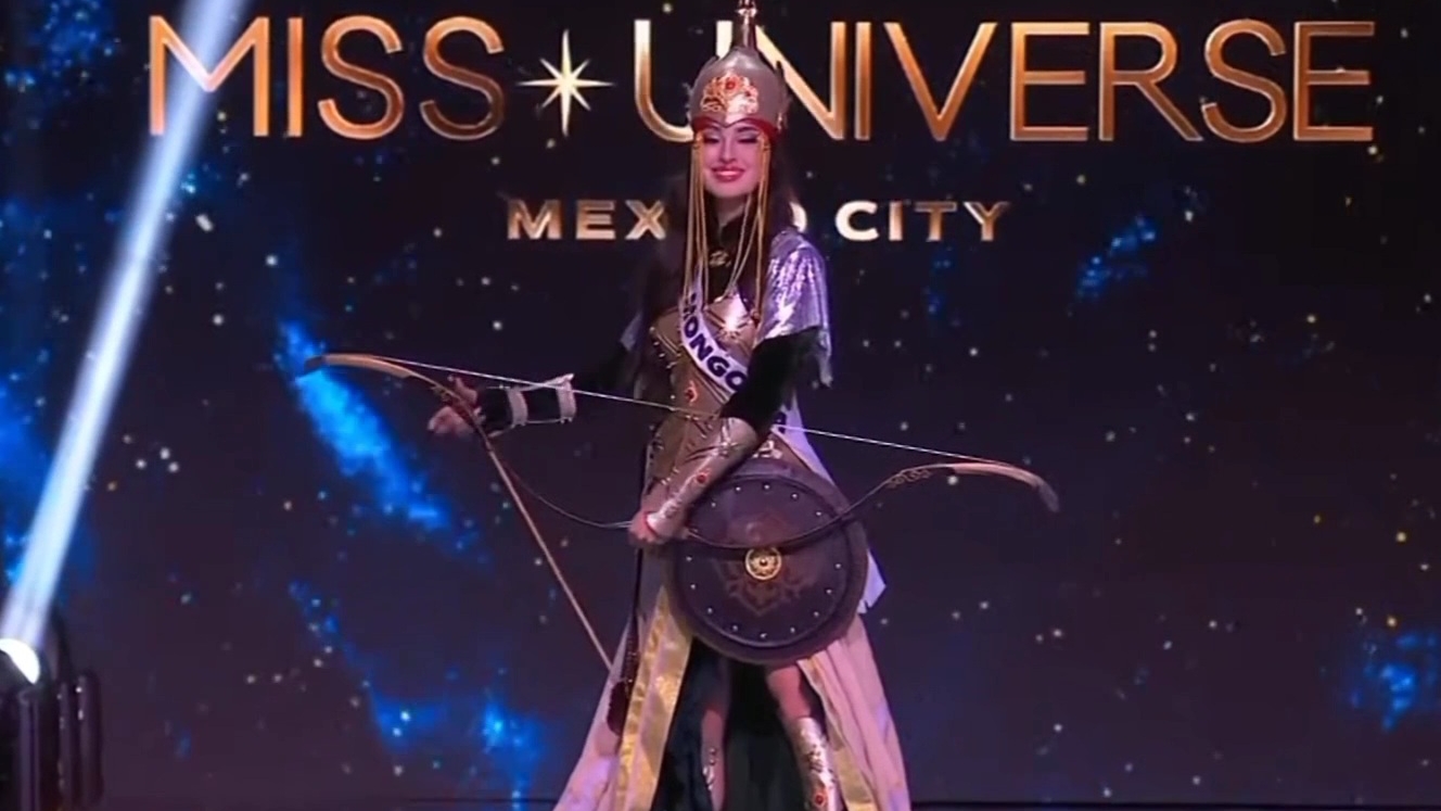 73 Miss Universe 2024 Mongolia Nominzul Zandangiin Монголия Мисс Вселенная 2024 Национальный костюм