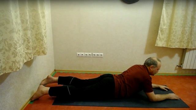 Йога от напряжения в спине. Простой комплекс для начинающих и расслабление