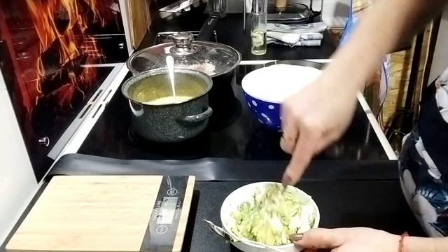Блины которые можно на ужин, и с кашей тоже можно.