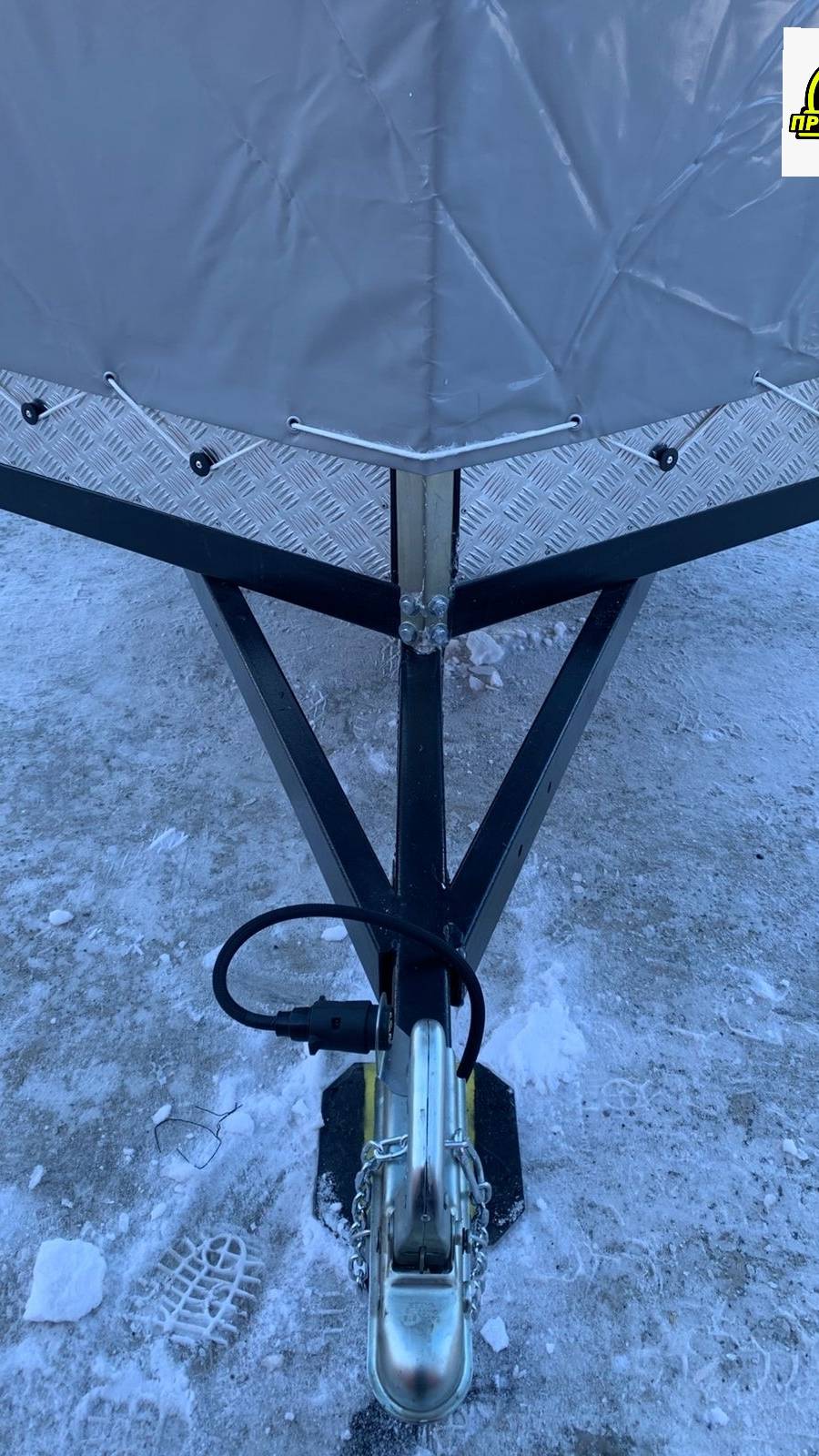 Обзор прицепа Стрела 1 ось, пластиковое крыло