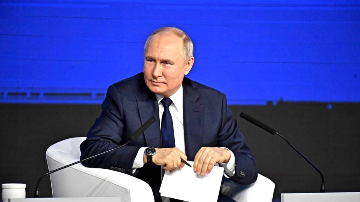 Путин сравнил рейтинг Зеленского и Залужного