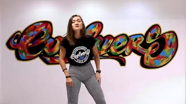 Как танцевать Dancehall | Видео-урок: Feel Deflow | Валерия Боргоякова