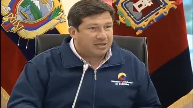 Rueda de Prensa Ministro Cesar Navas situación Volcan Cotopaxi