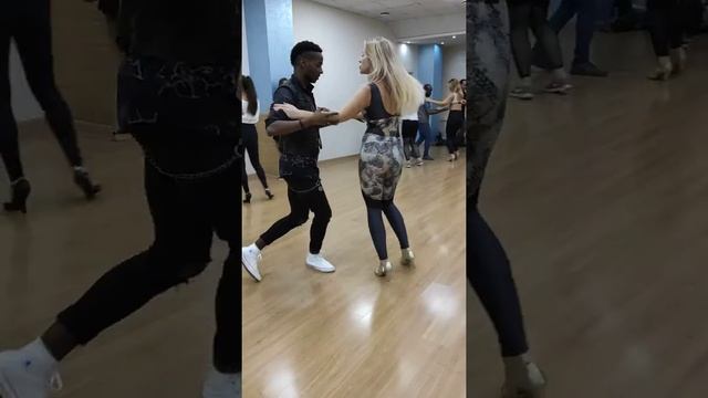 Junior Bachata Lesson 20.10.19 - Урок Джуниора