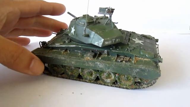 AFV 1:35 U.S. M24 chaffee light tank Painted!