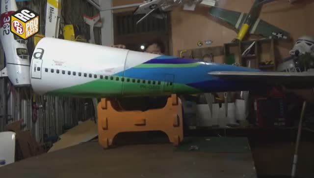 How to Make Giant Boeing 747-400 RC Plane Part 4